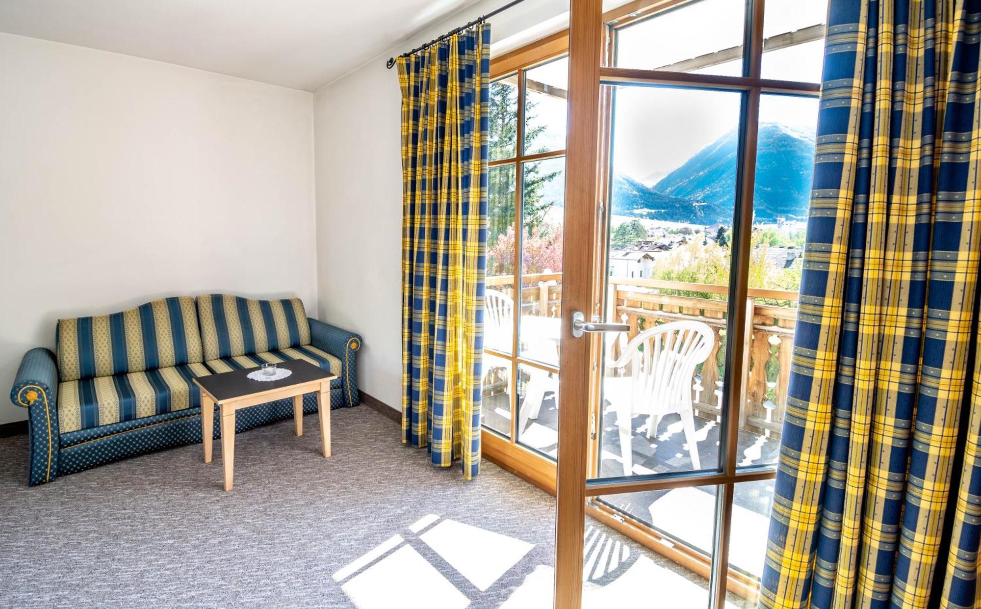 Hotel Vermoi ラーチェス エクステリア 写真